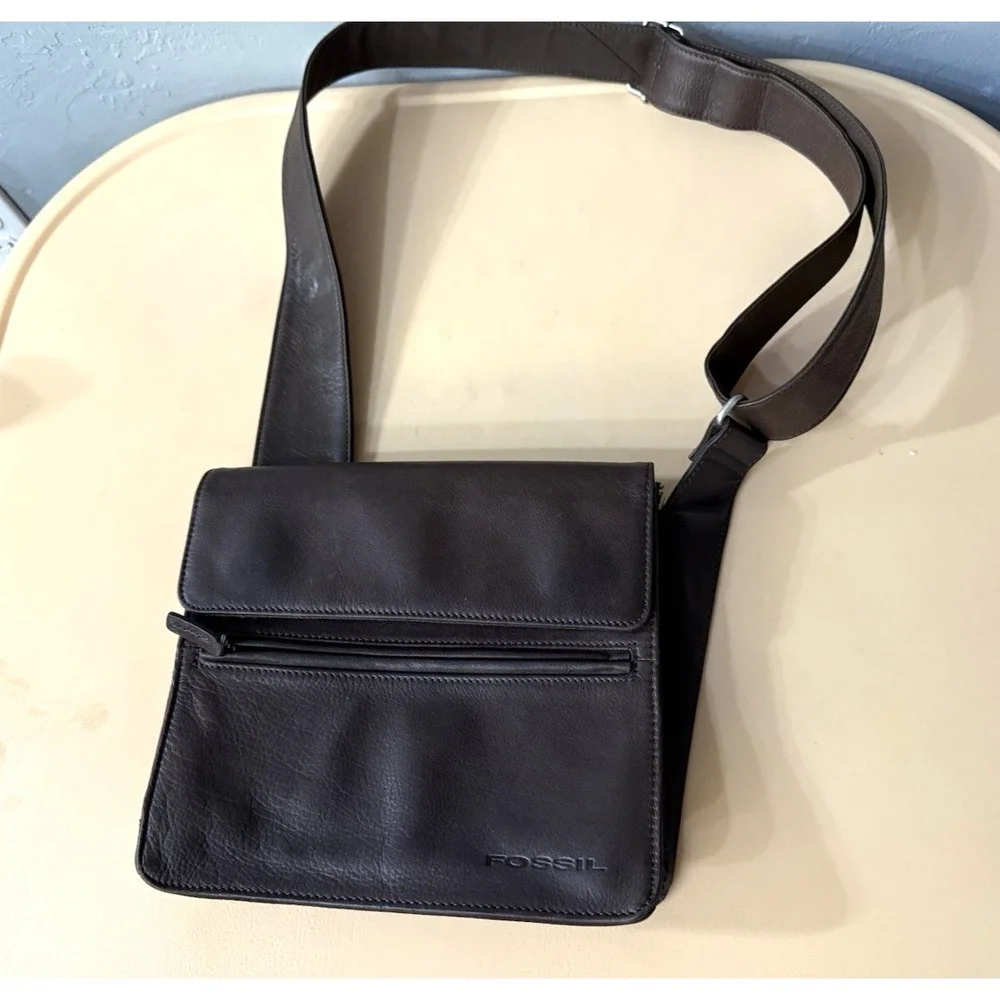 Vintage‎ Fossil Brown Leather Crossbody Unisex Messenger Bag
